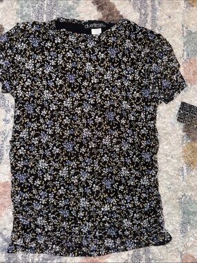Due Time Maternity Black Floral Short Sleeve Top